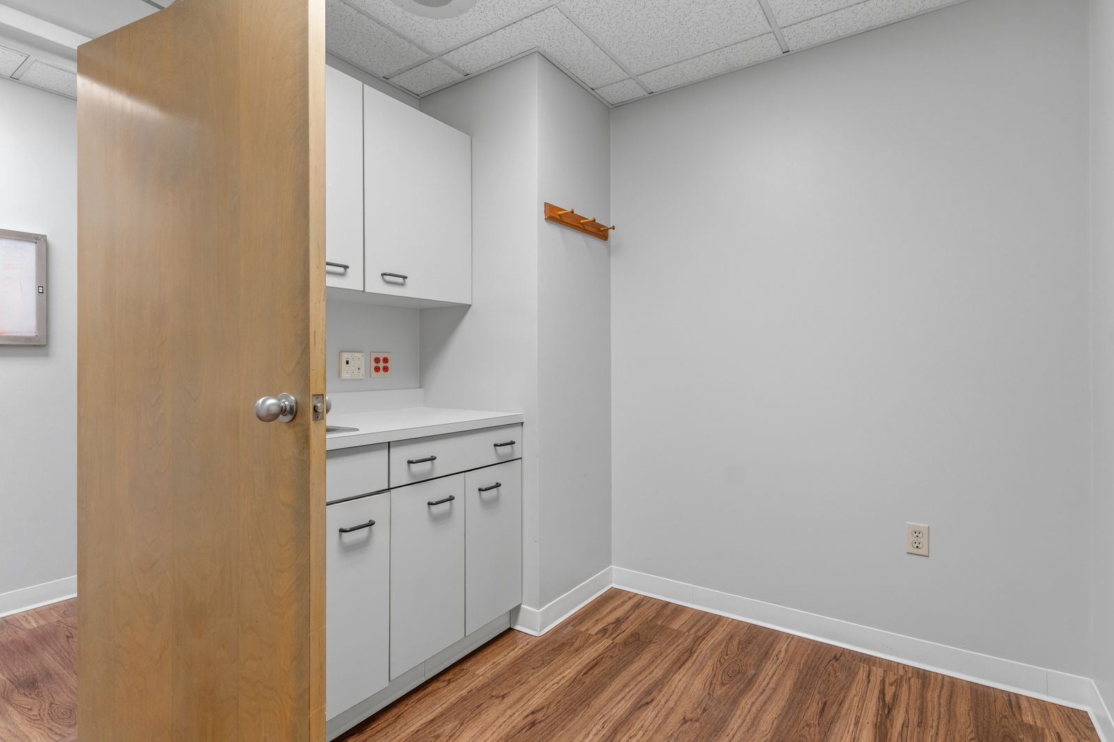 Photo 34 of TurnKey Office in Prime Location