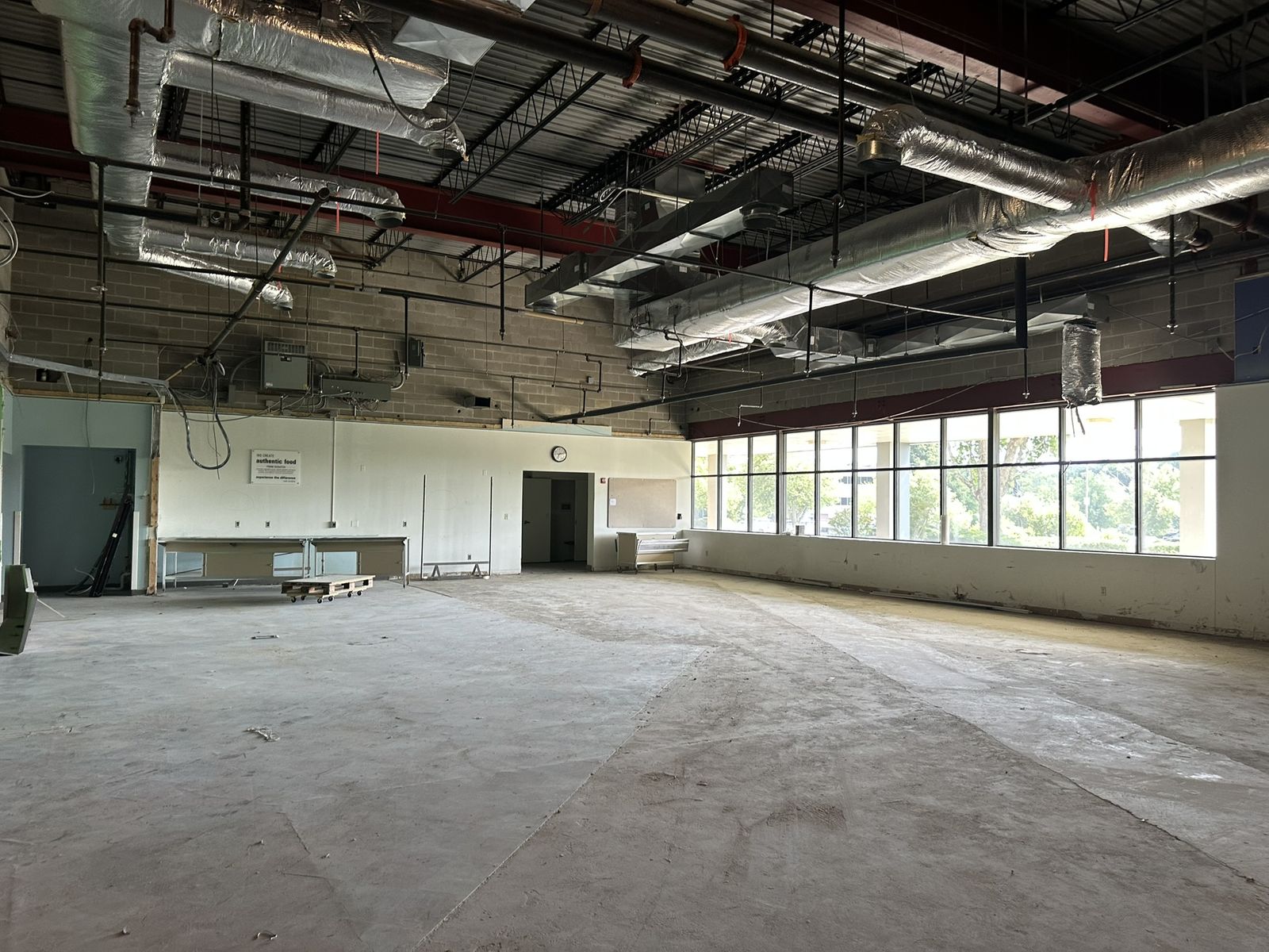Photo 3 of Retail / Flex Units