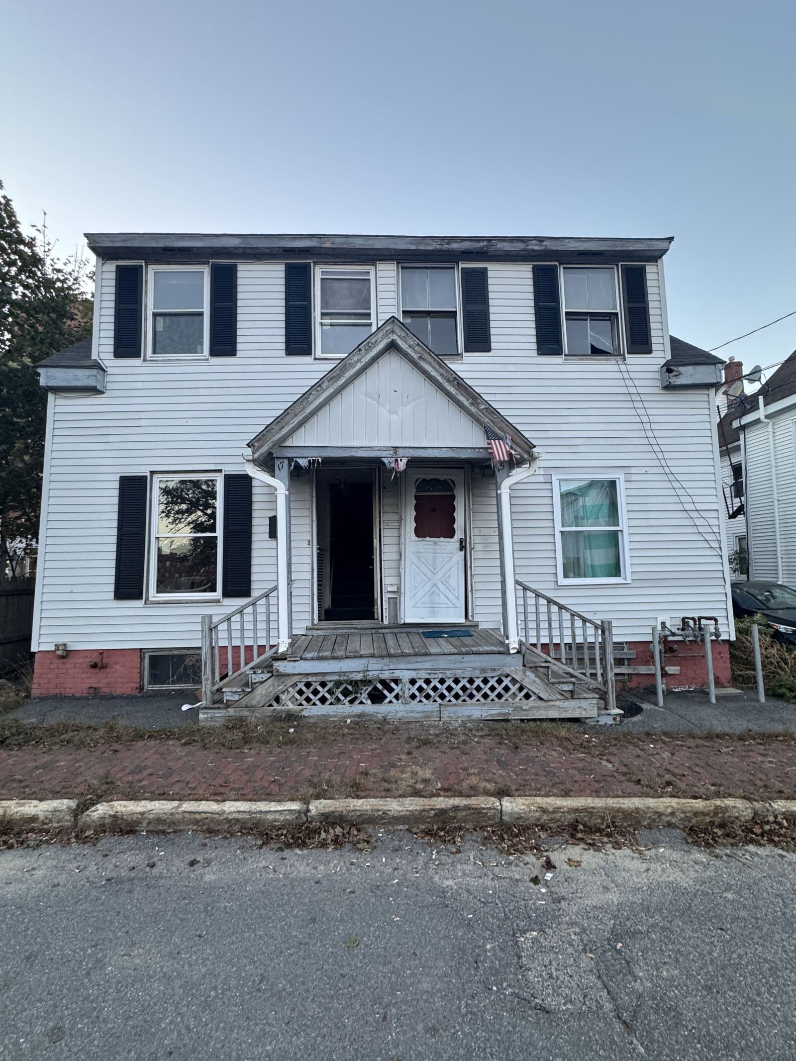 Photo 2 of Prime Portland Investment Opportunity!