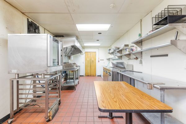 1248 ROOSEVELT TRAIL RAYMOND MAINE 04071