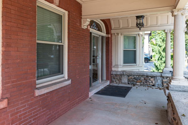 460 Main Street