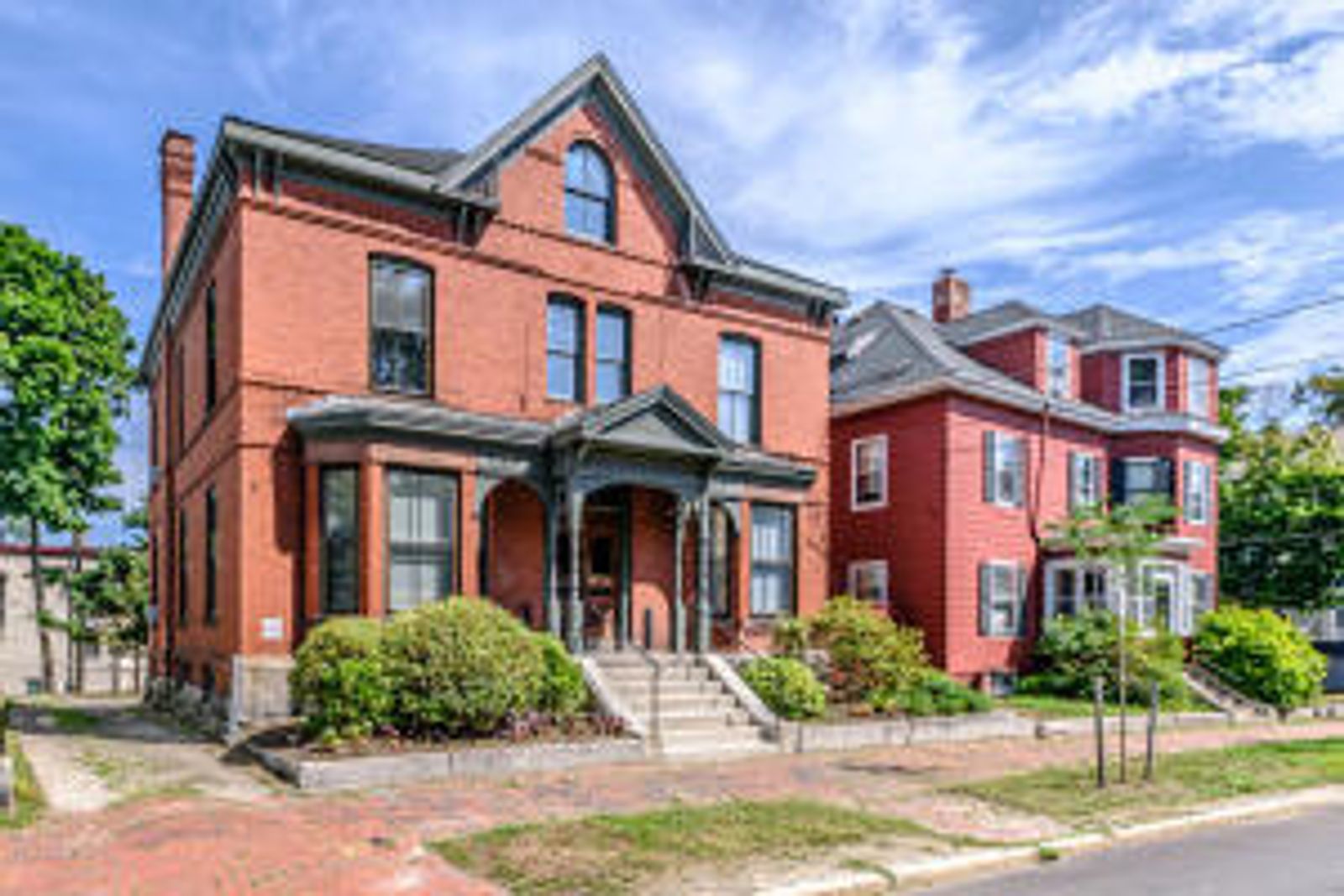 Photo 1 of 481 Cumberland Ave