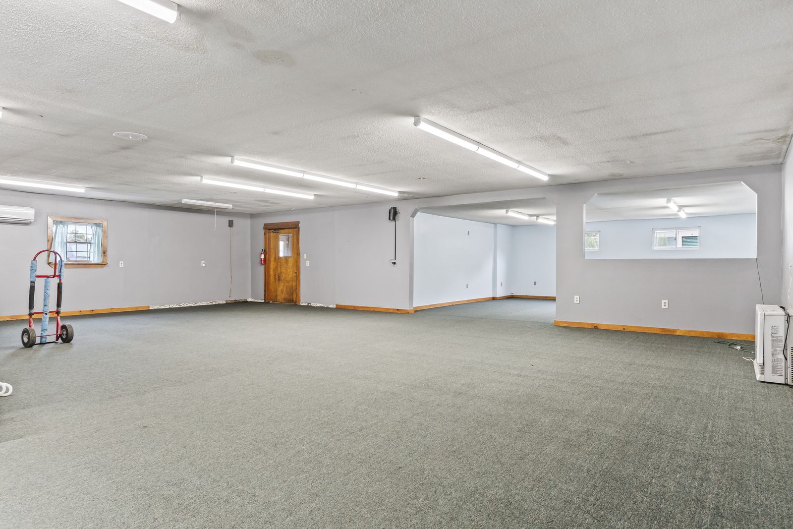 Photo 30 of 680 Maine Avenue, Farmingdale, ME, 04344