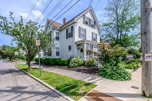 499 Stevens Ave.