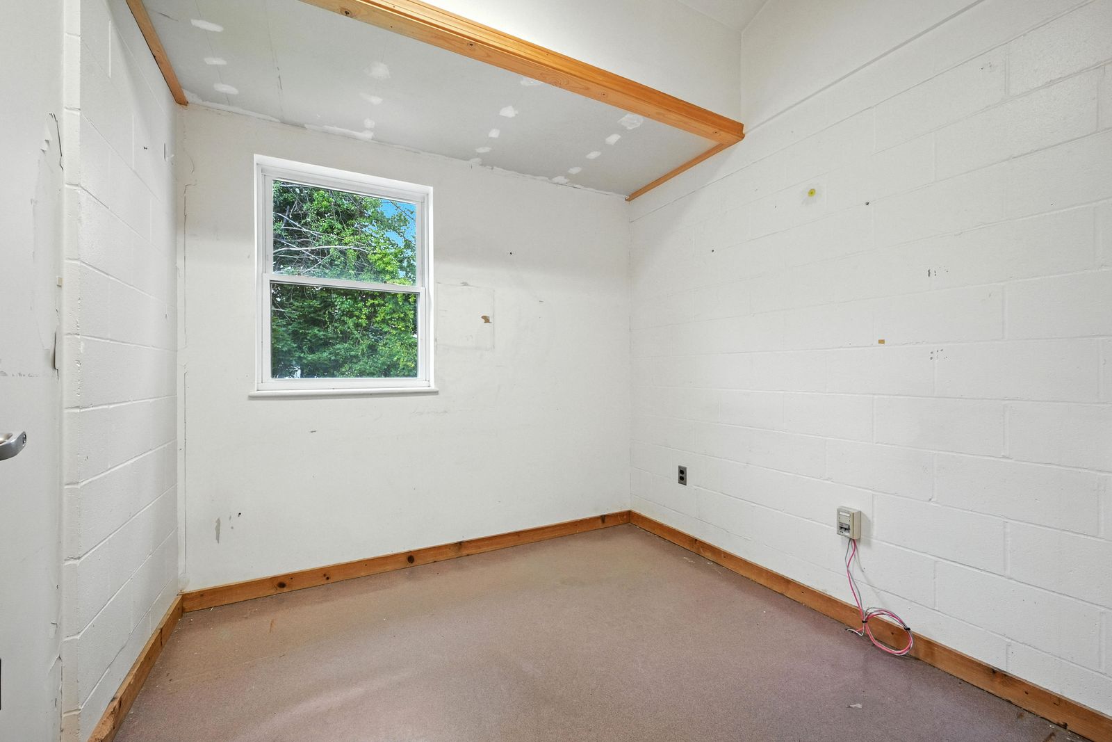 Photo 86 of 10 Pet Haven Ln