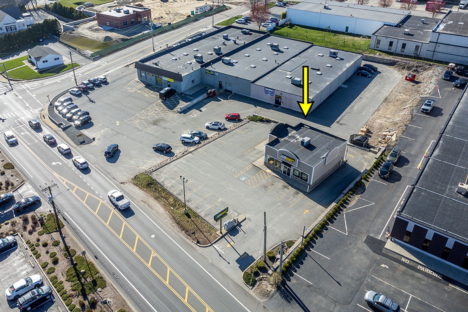 Photo 3 of Prime Real Estate w/Drive-Thru