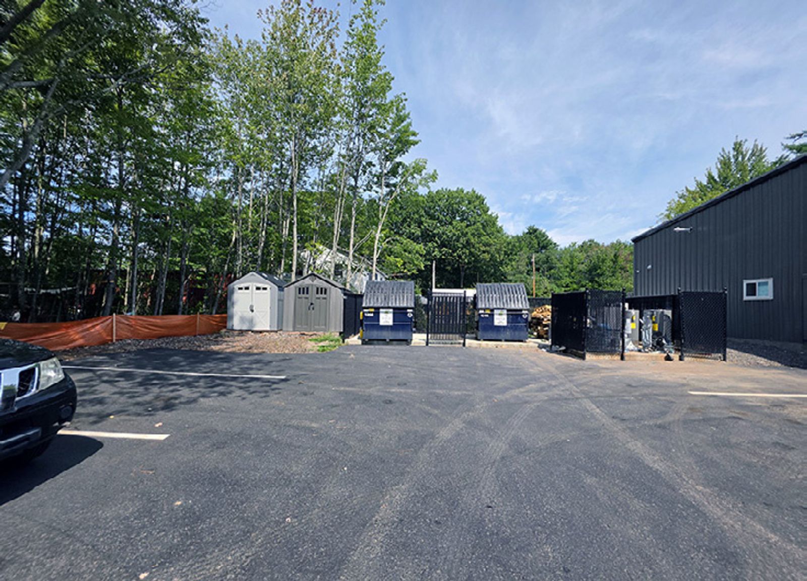 Photo 2 of Flex Industrial Building For Sale/Lease