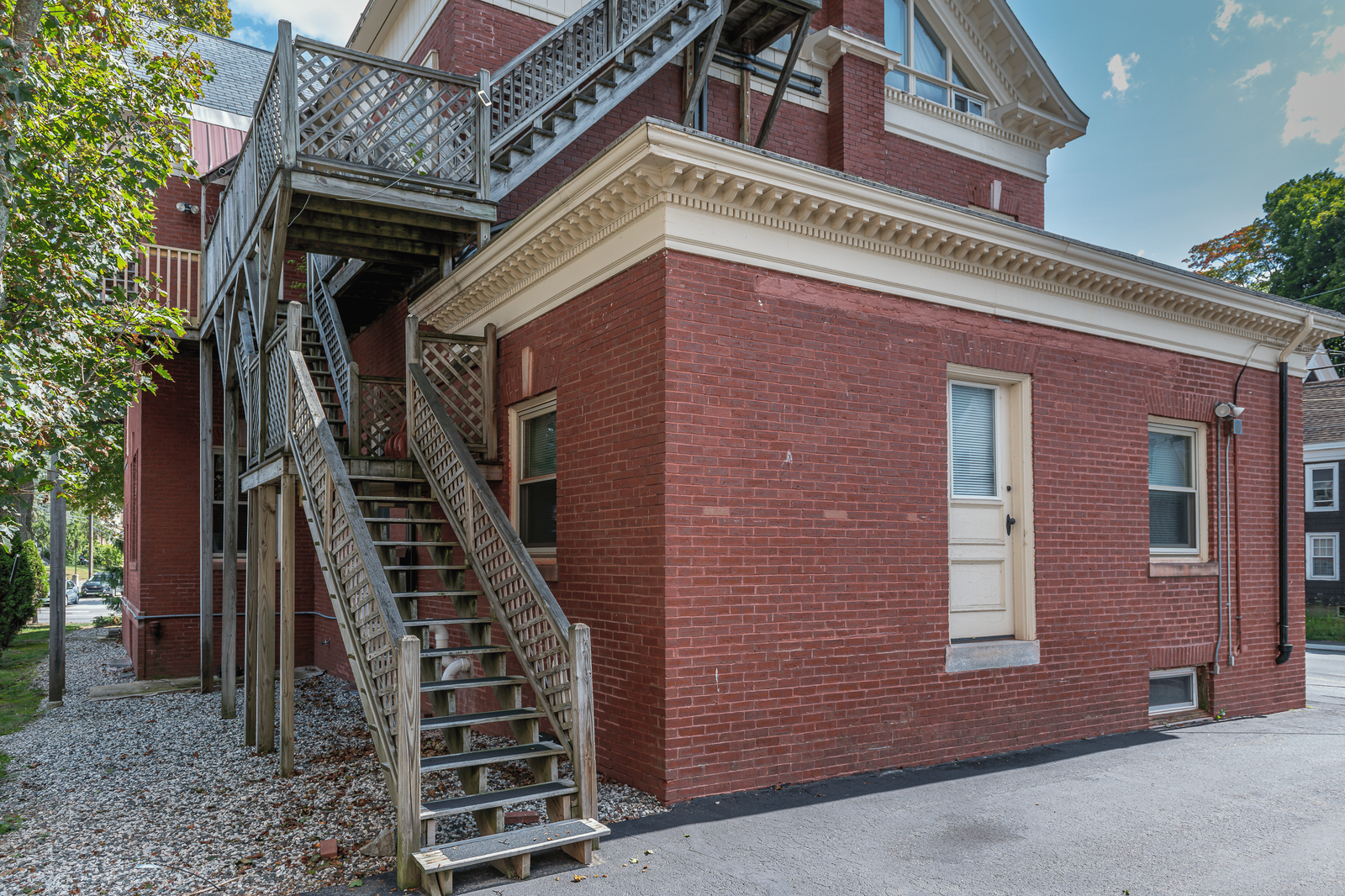 Photo 51 of 460 Main Street
