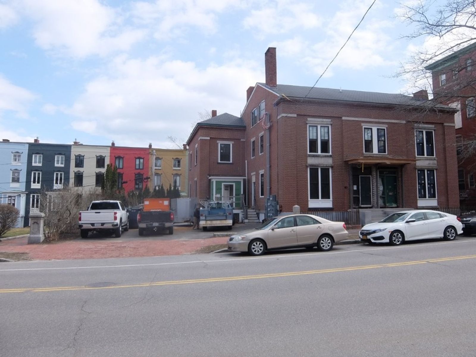 Photo 31 of 126 Danforth St