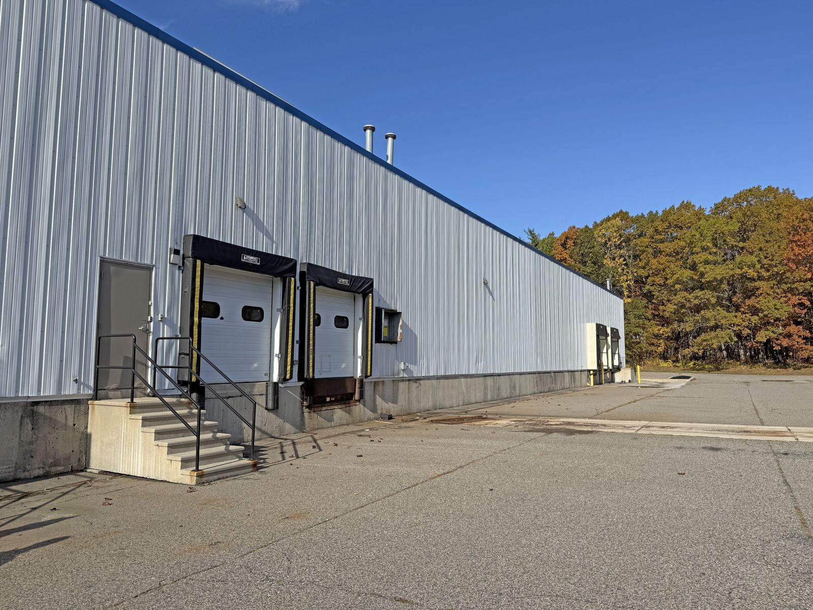 Photo 9 of 125 Aviation Ave