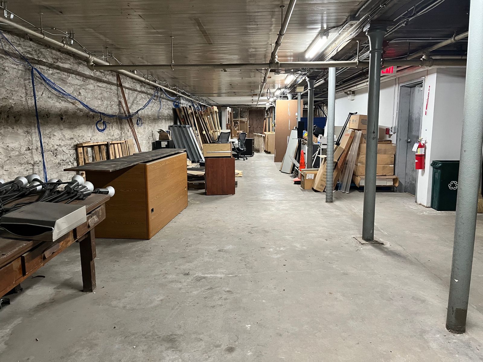 Photo 14 of 131 Middle St