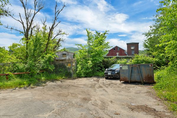 6 Mill Street