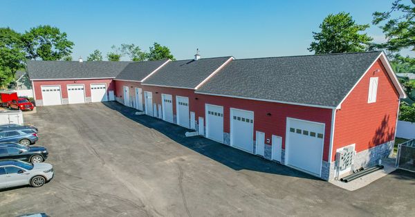 Flex Unit For Lease