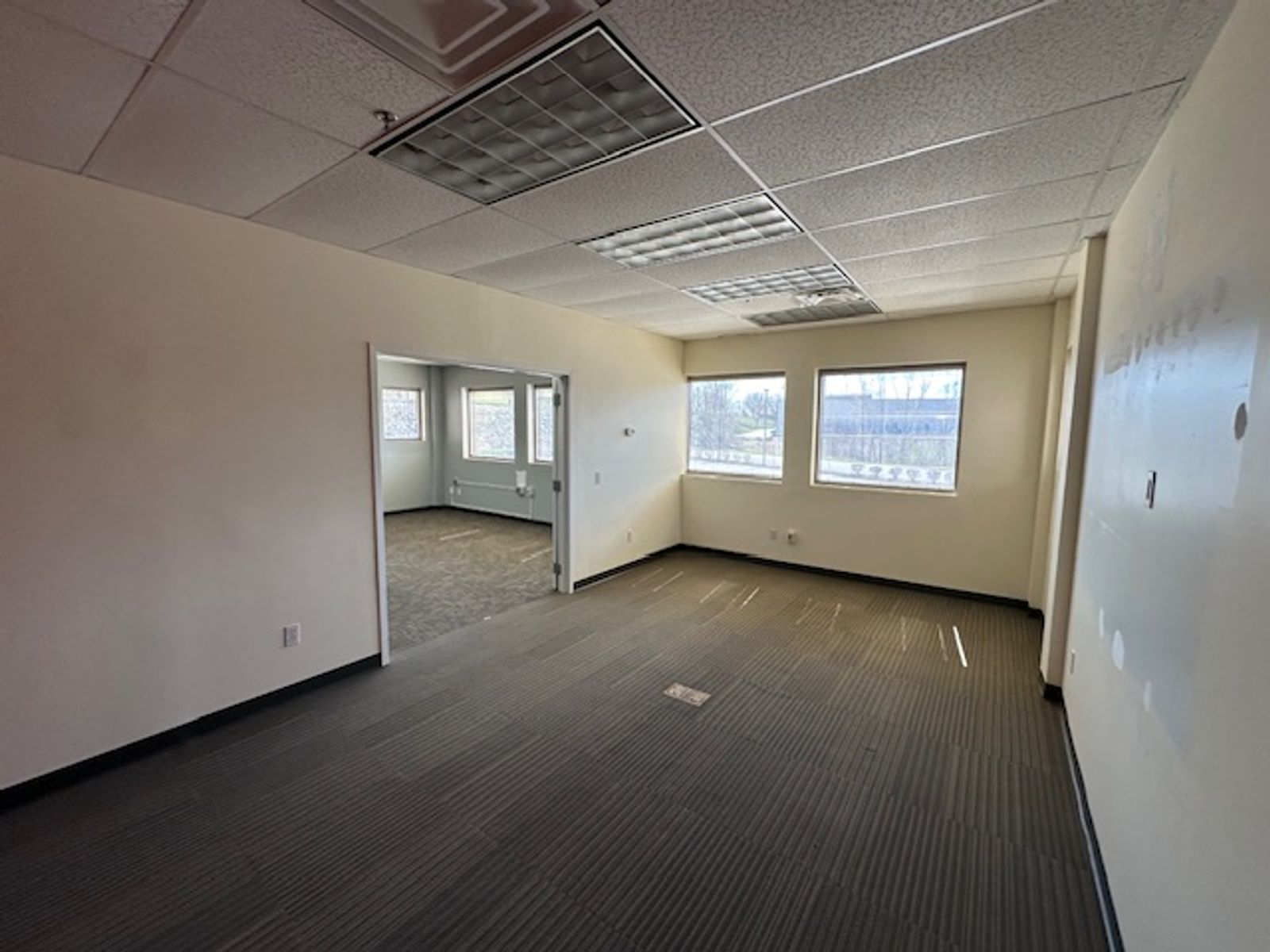 Photo 16 of 1300 Highland Corporate Dr