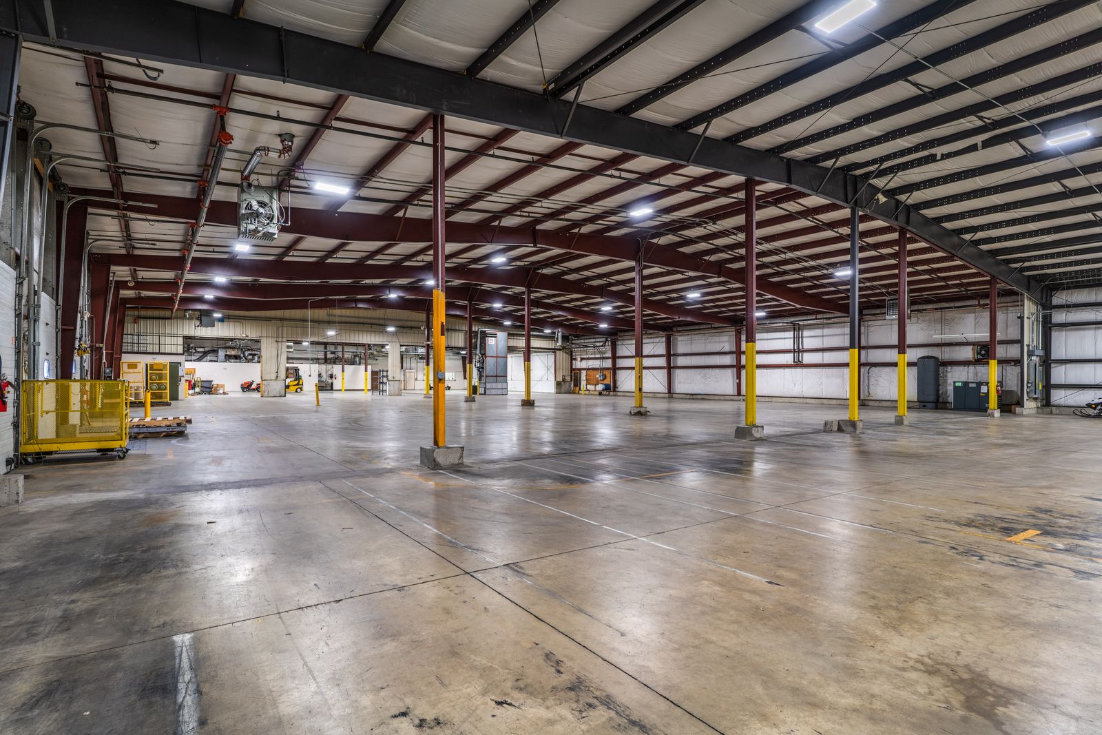 Photo 8 of Below-Market sublease - 30,250SF Industrial space