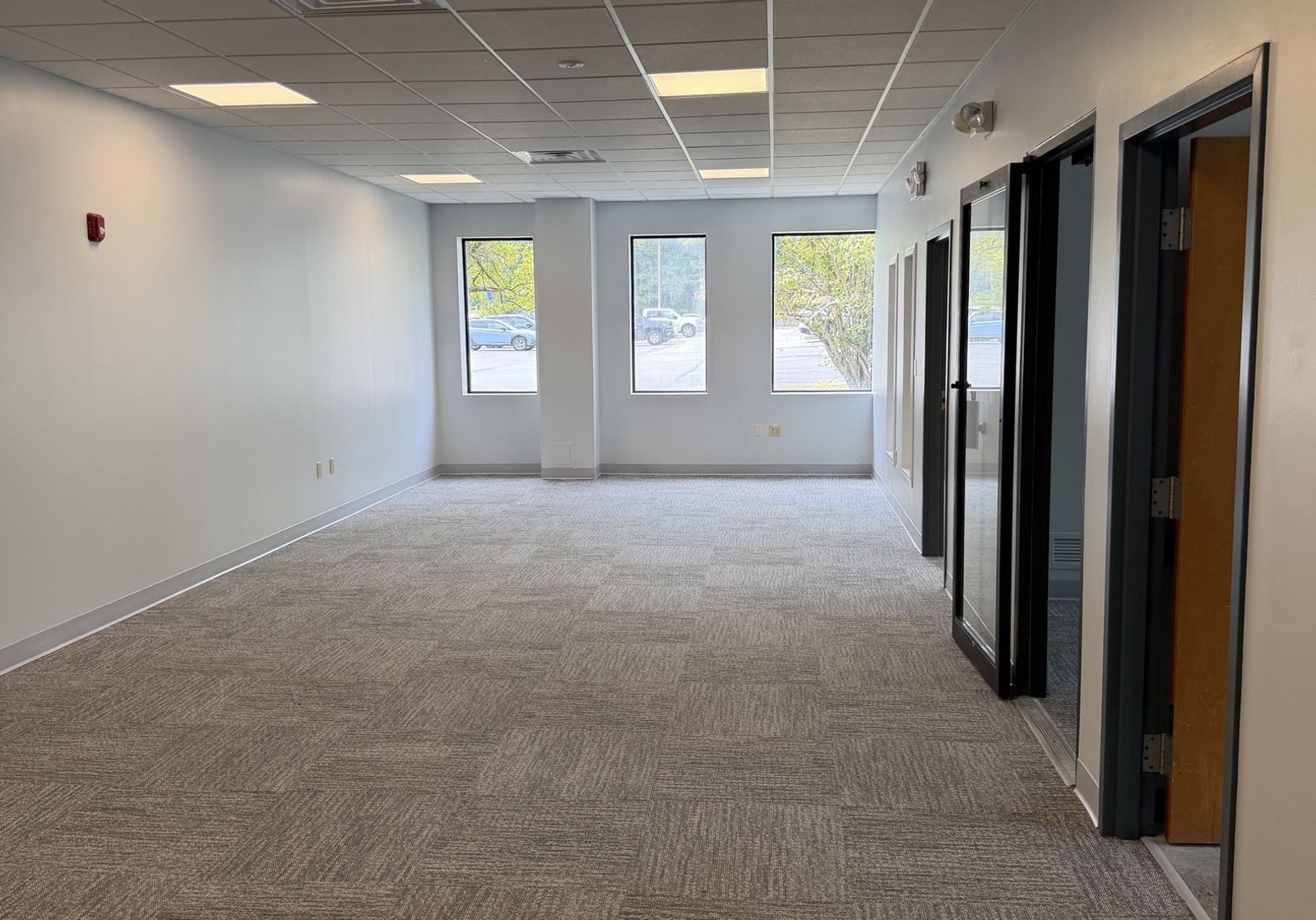 Photo 4 of 1,700 SF Office Condo For Lease