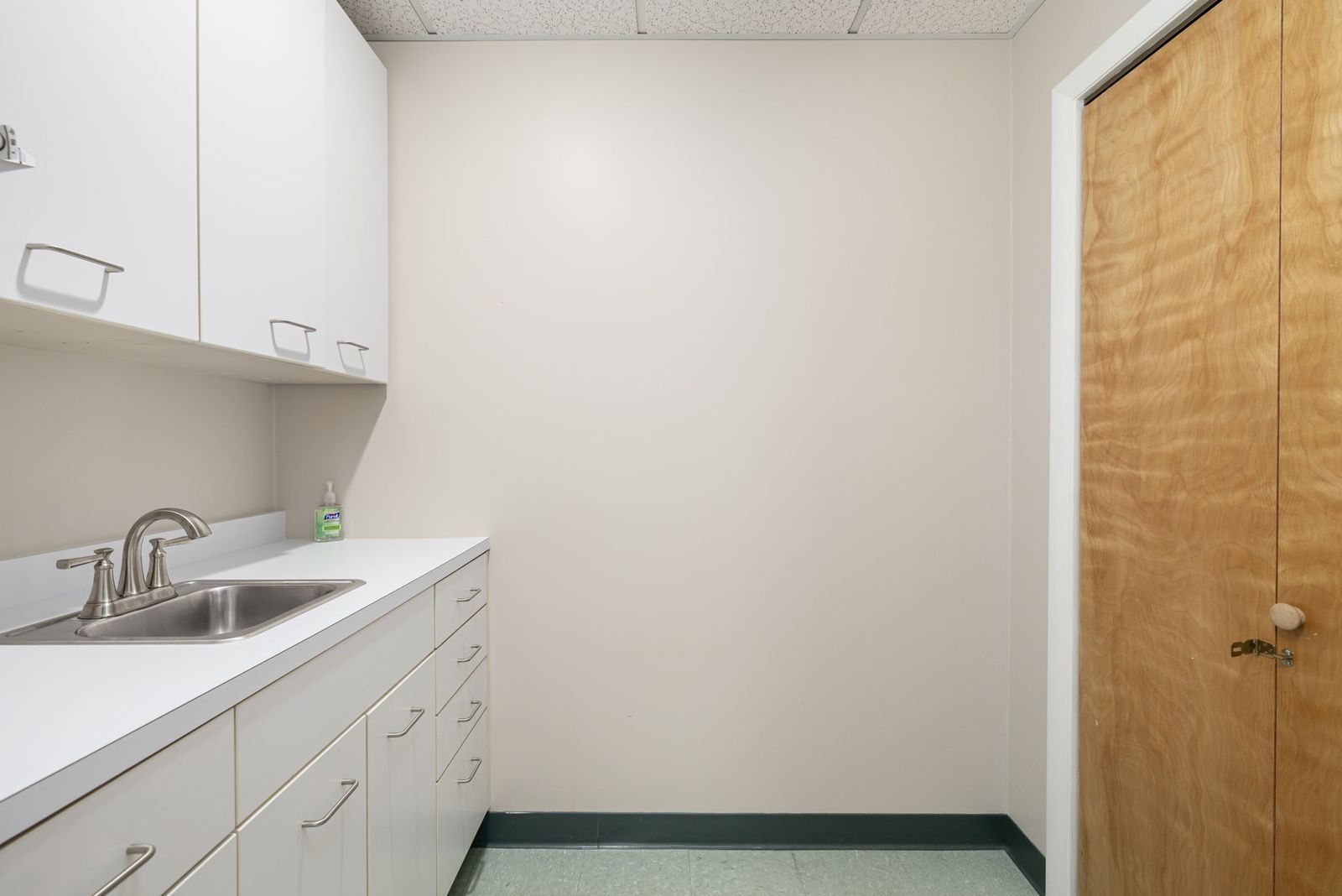 Photo 23 of Office Suite in Prime Location