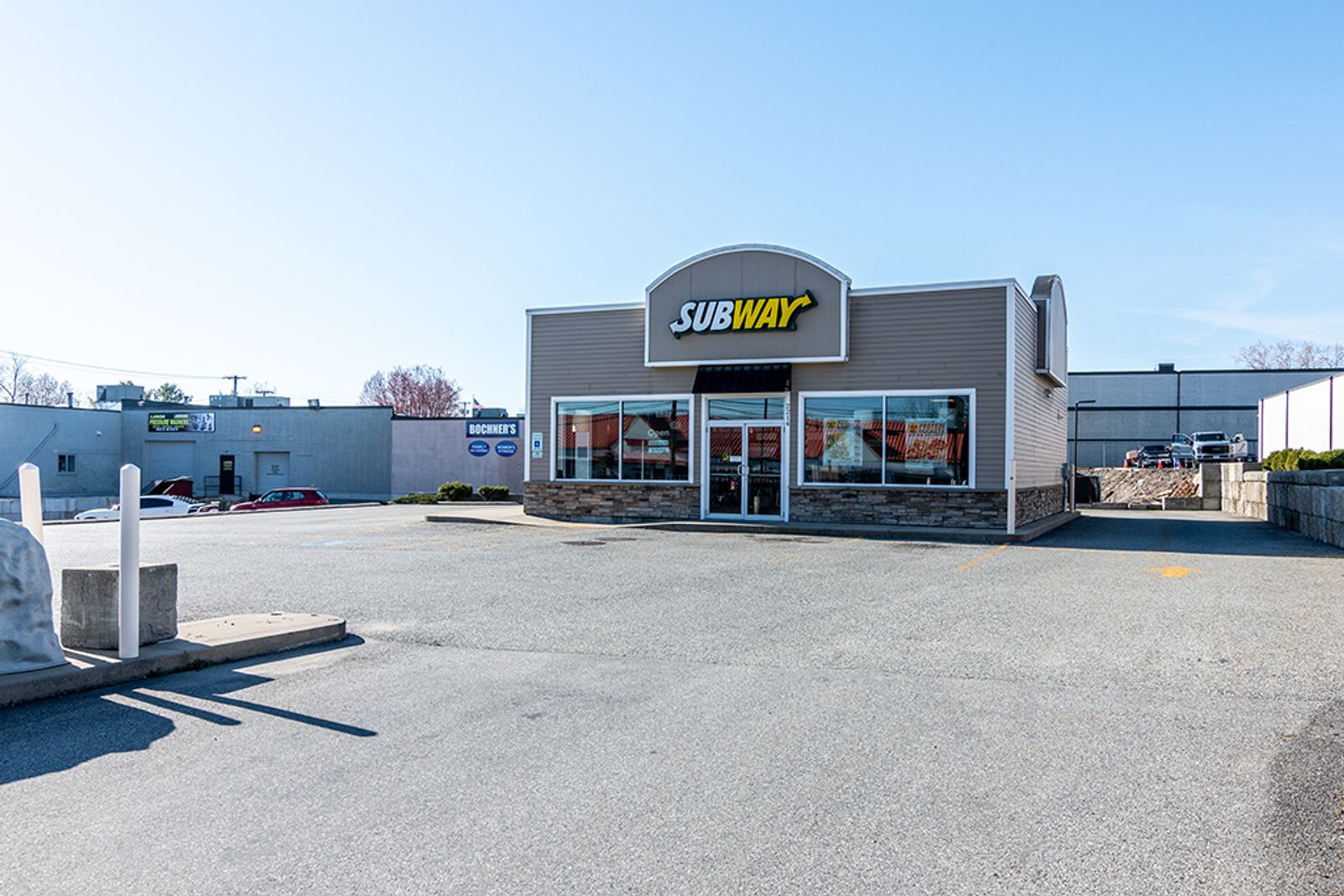 Photo 4 of Prime Real Estate w/Drive-Thru