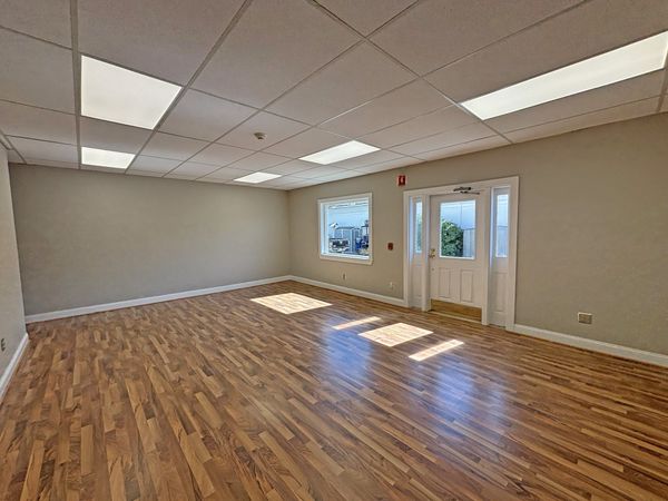 Retail/Office Condominium