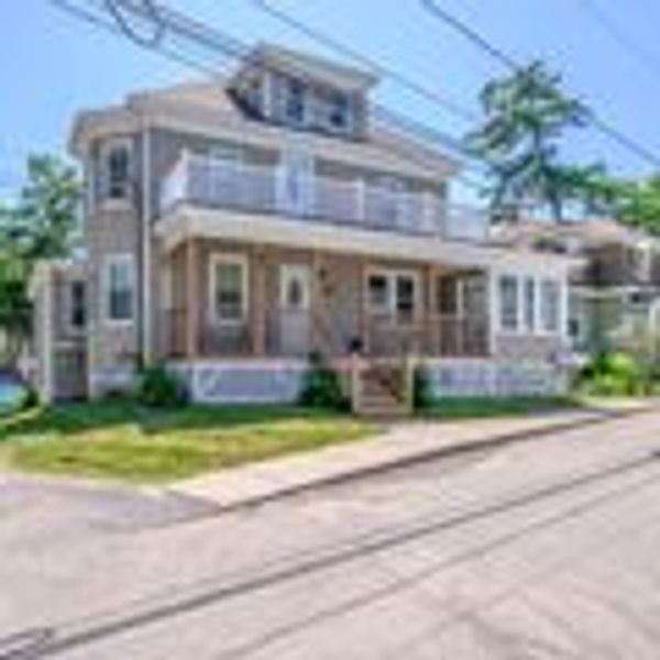 25 Evergreen Avenue