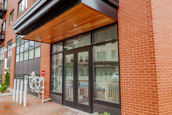 383 Commercial Street