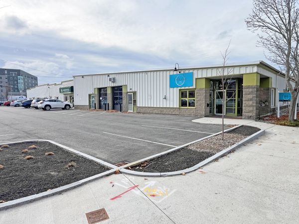 West Bayside Open Work / Retail Space Available