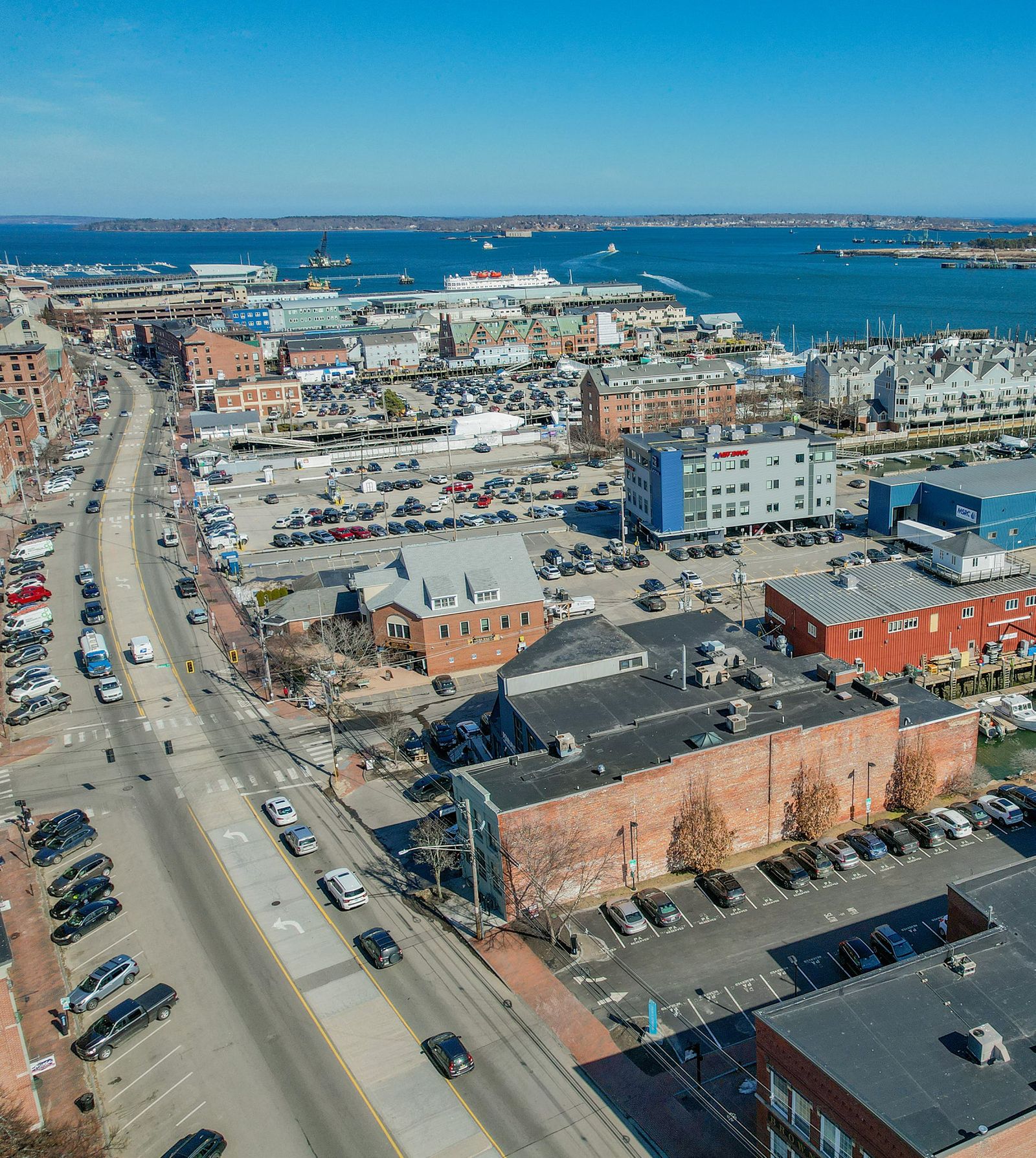 Photo 3 of 250 Commercial Street