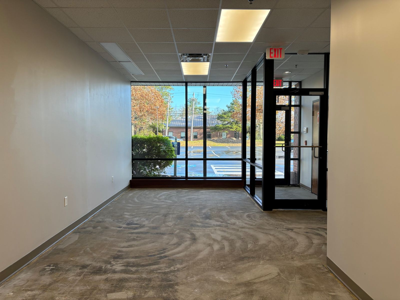 Photo 5 of 75 John Roberts Rd