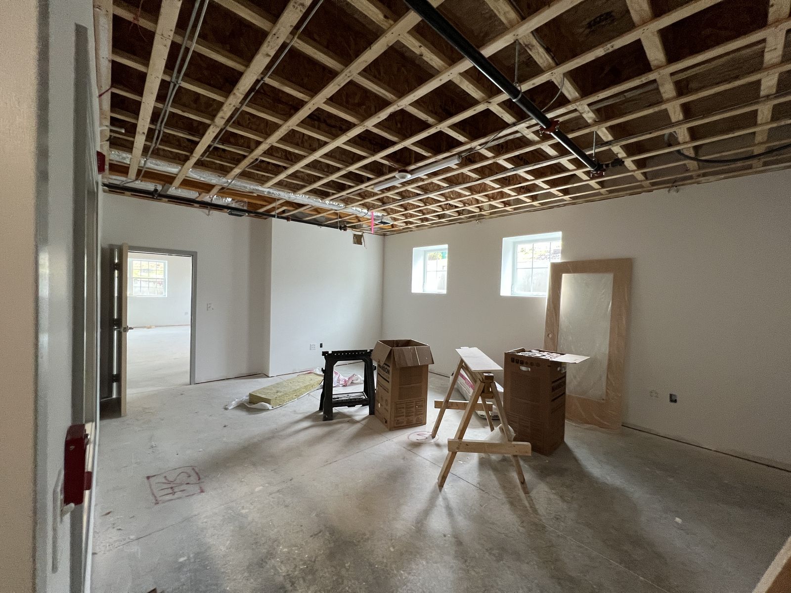 Photo 2 of 118 Portsmouth Ave