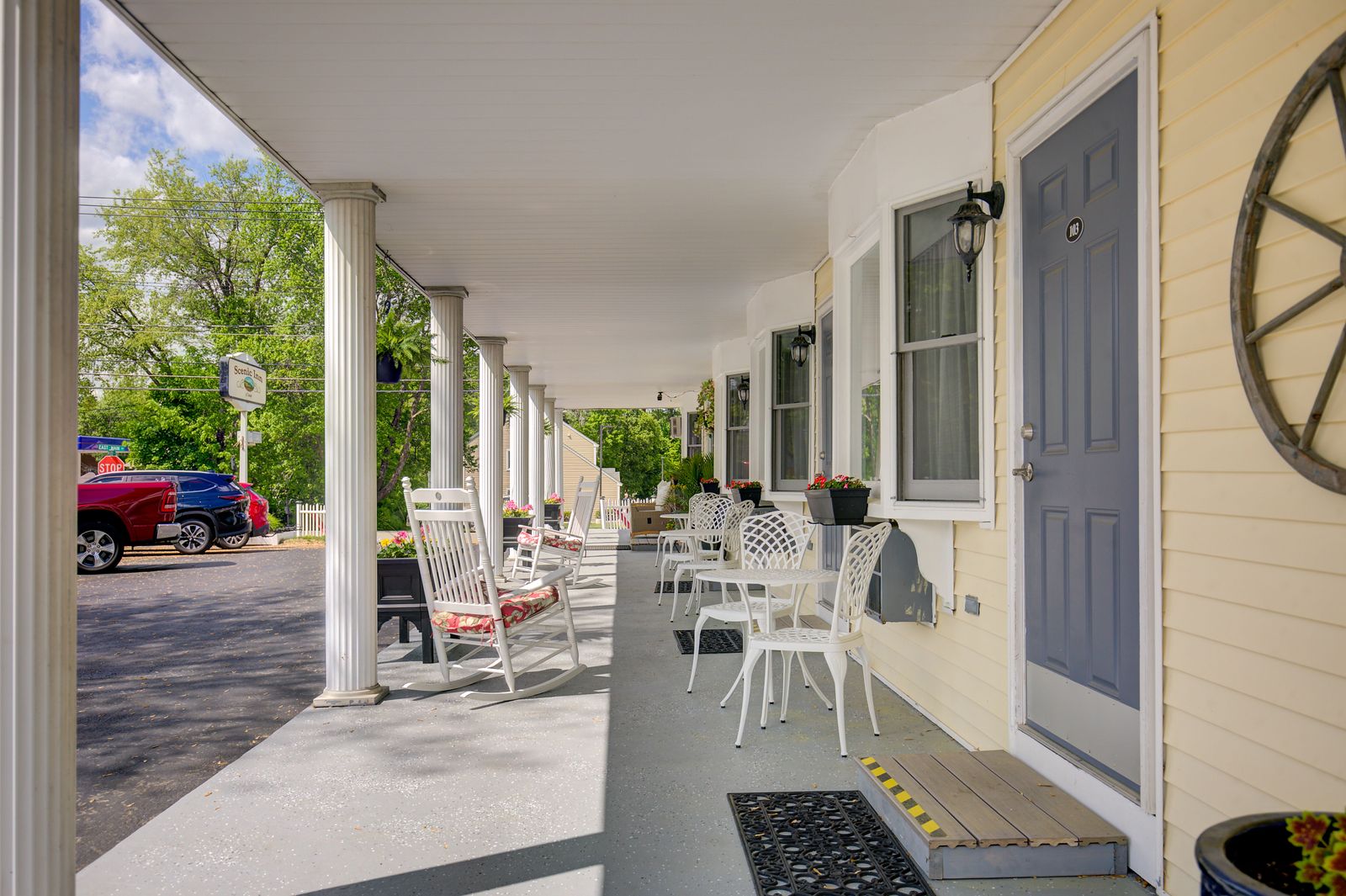 Photo 12 of  Scenic Inn