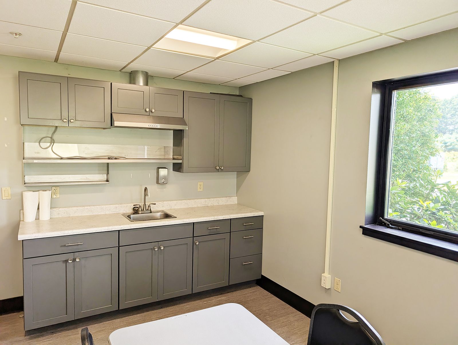 Photo 2 of Sublease - 13,760± SF Industrial Building