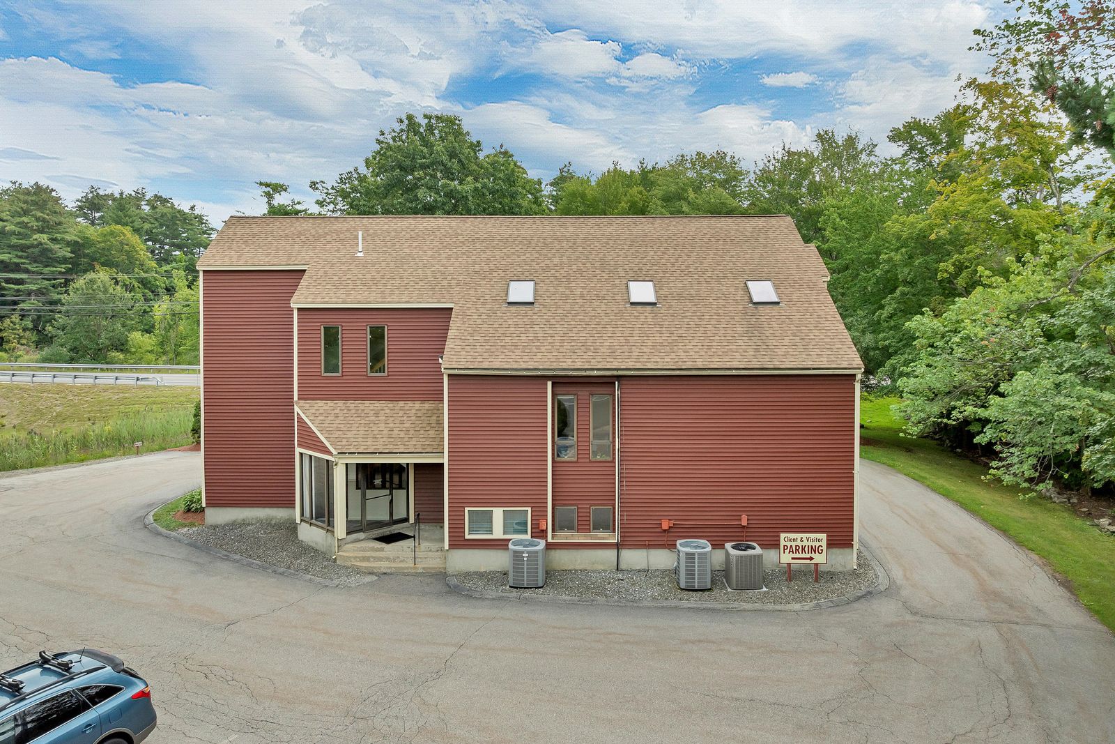 Photo 2 of Owner-User/Investment Office Opportunity