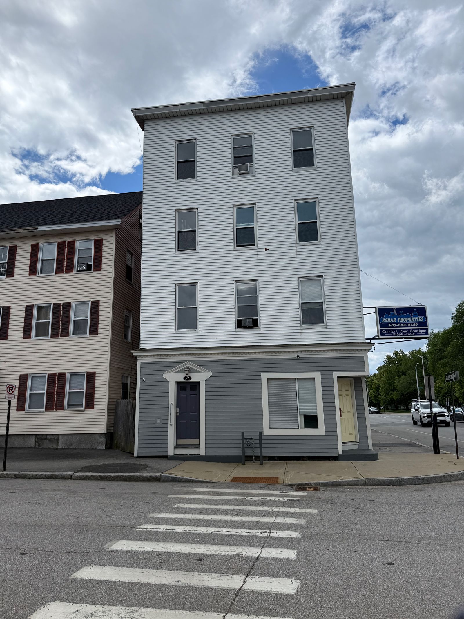 Photo 3 of 770± SF Retail/Office Space with Excellent Visibility | Heat included