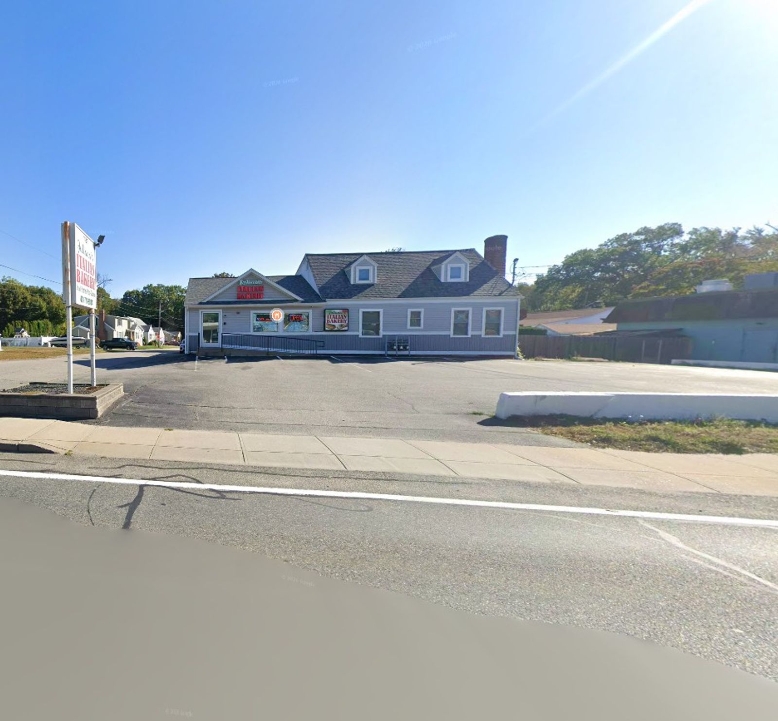 Photo 2 of 3,581 SF Retail Building with Residential Income