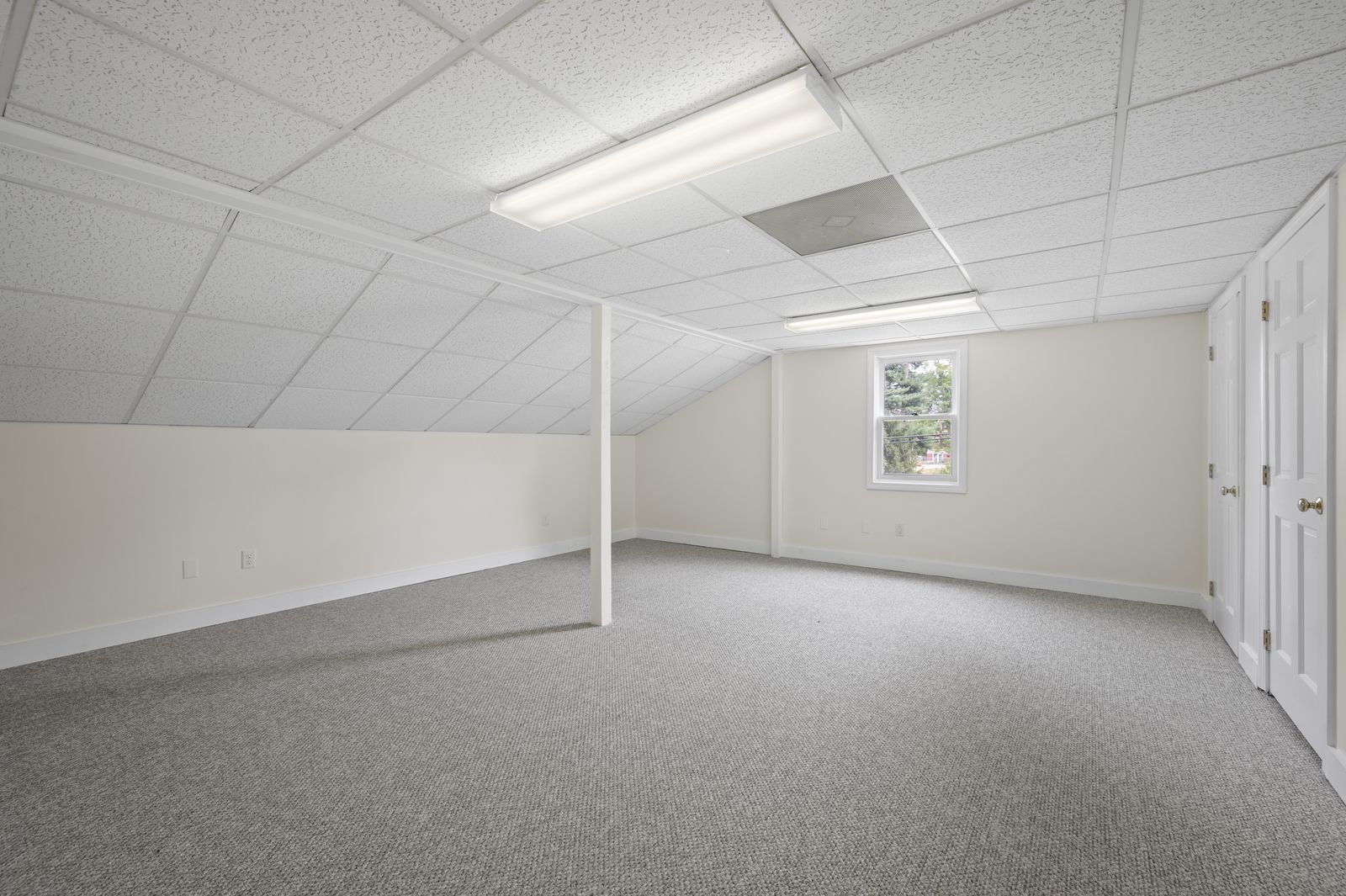 Photo 22 of Prime Commercial/Mixed-Use Opportunity with Residential Income Potential