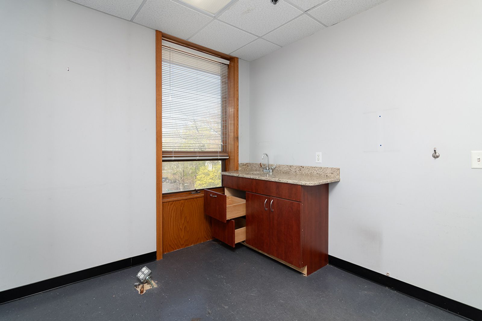 Photo 14 of Corner Office Suite