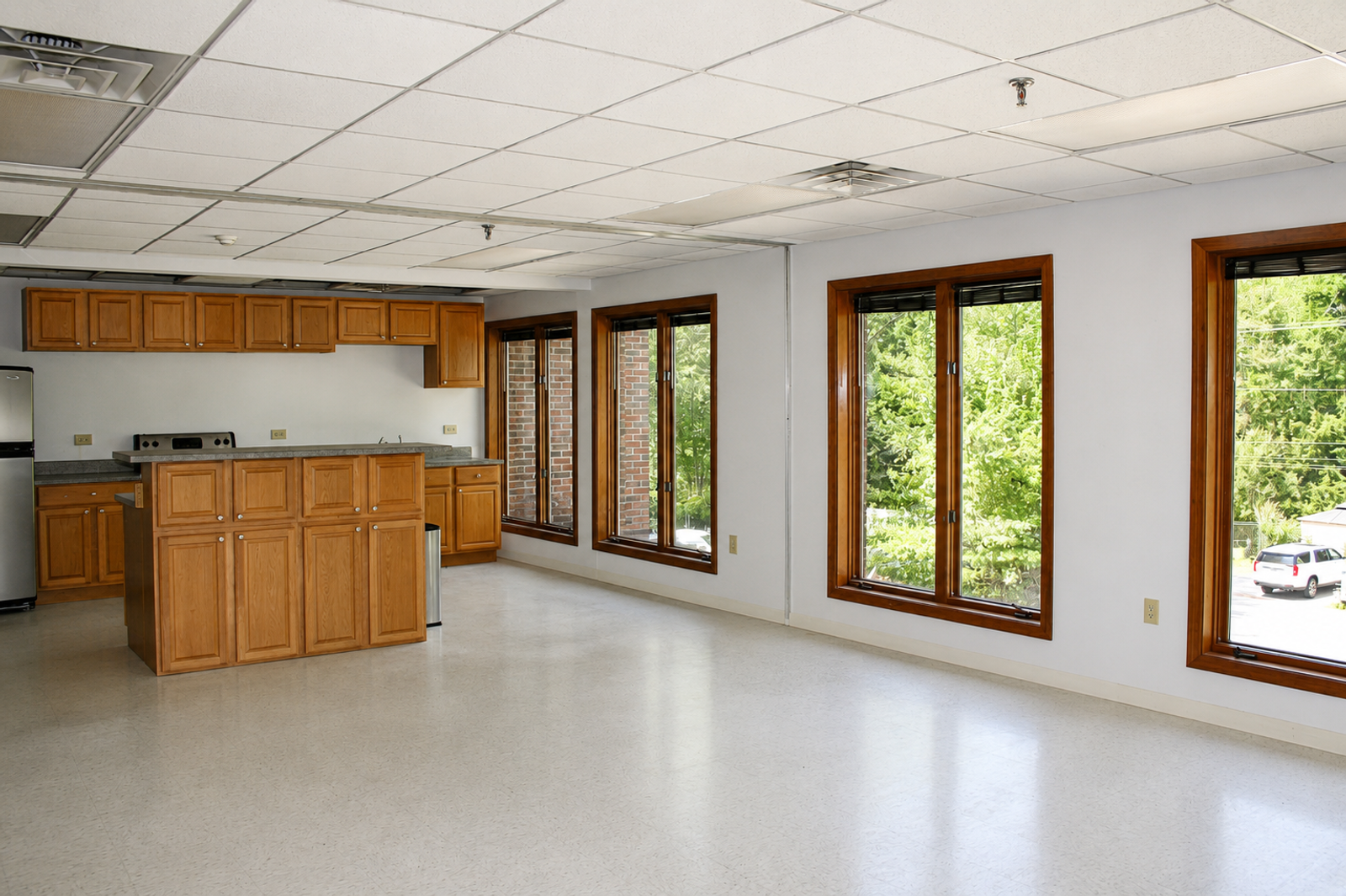 Photo 58 of 135 Folly Mill Rd, Seabrook, NH 03874