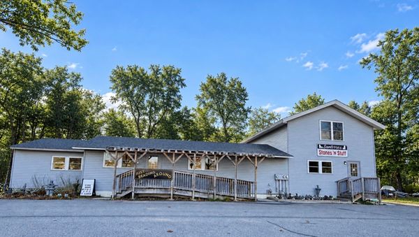 High-Visibility Route 125 Retail/Flex Property | 3,180± SF