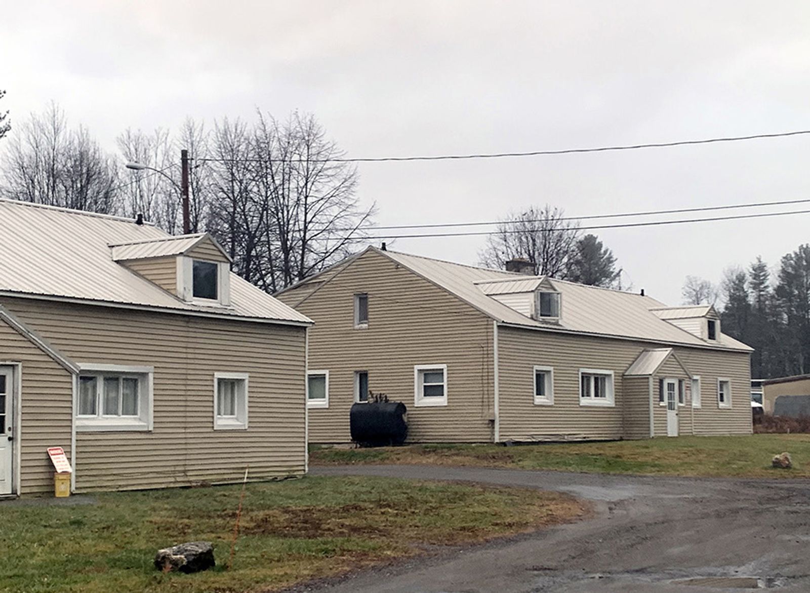 Photo 16 of 90 Broadturn Rd #1