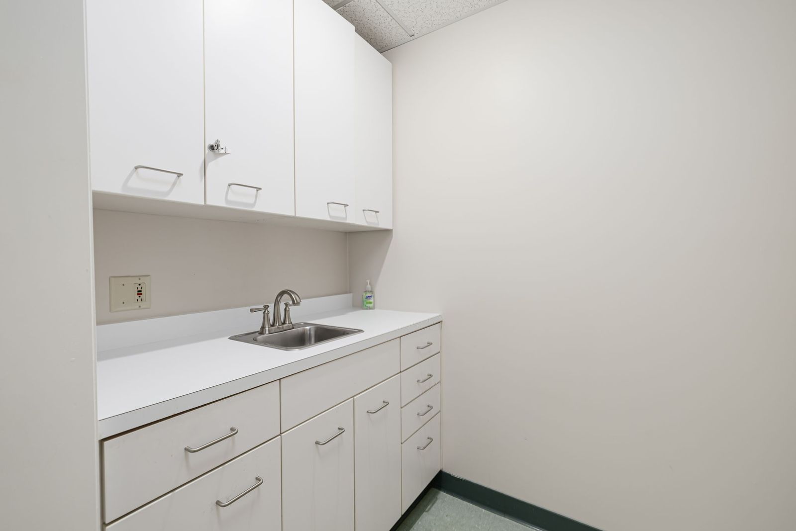 Photo 24 of Office Suite in Prime Location