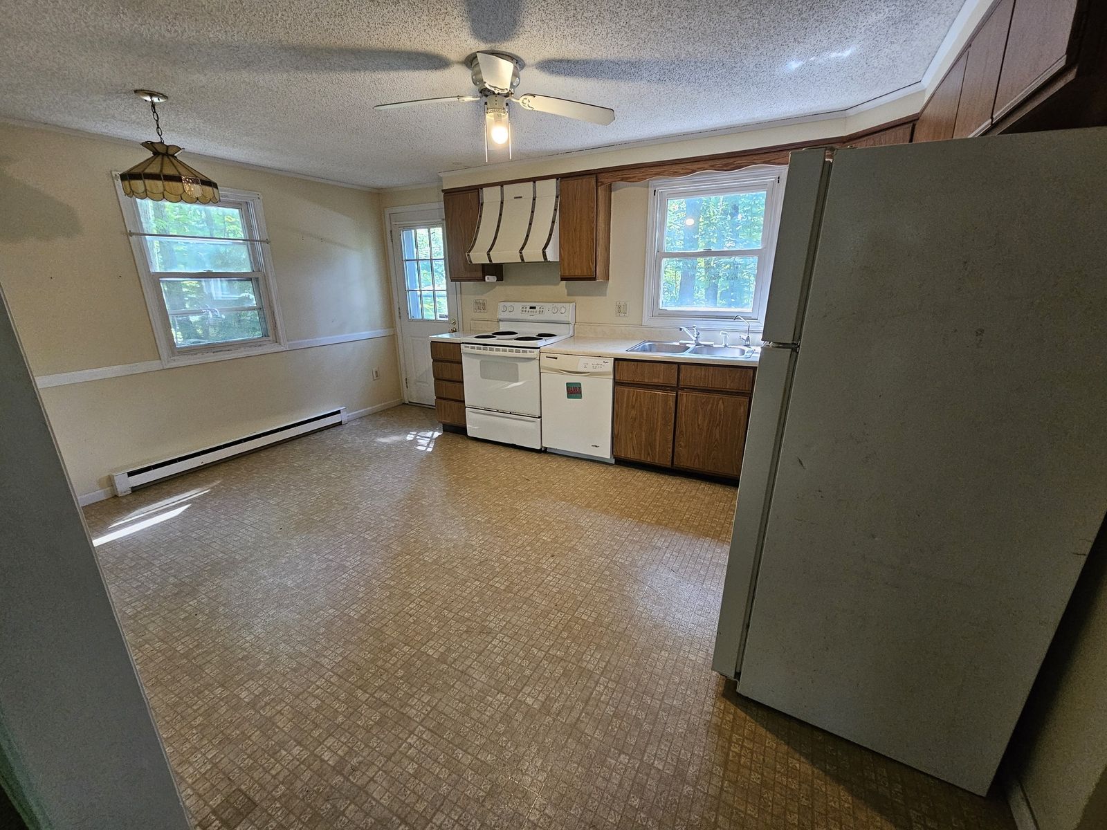 Photo 23 of 94 Wason Rd, Hudson, NH 03051