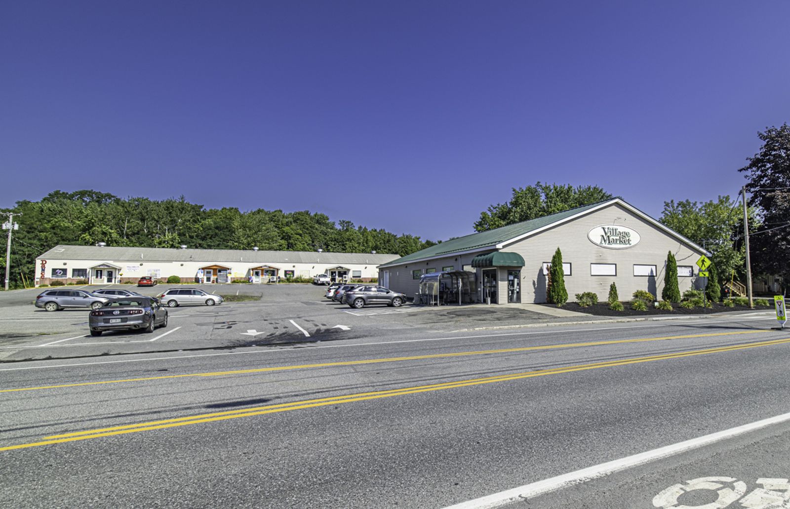 Photo 1 of Full Service Grocery Store