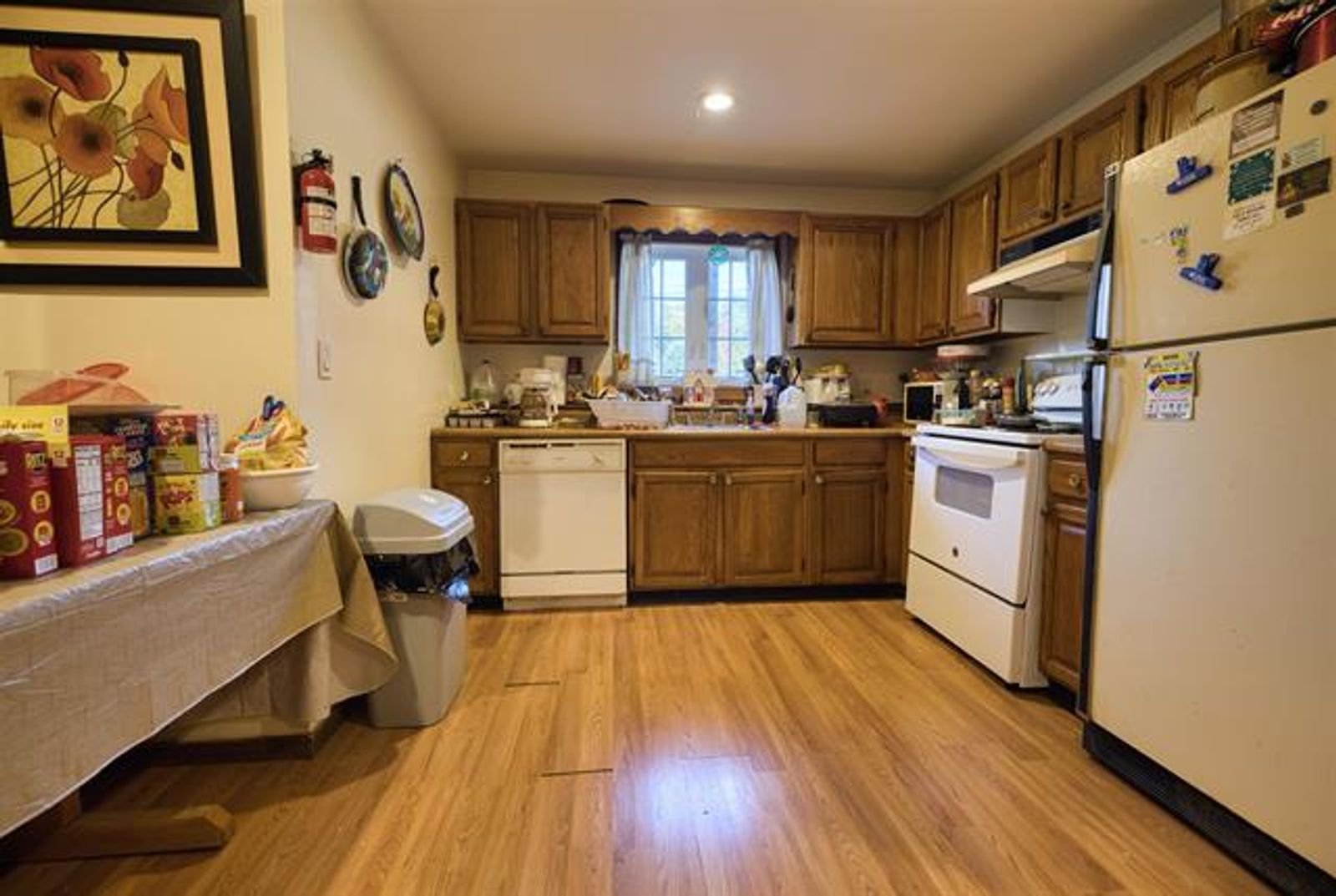 Photo 7 of Single Family with Detached 3-Unit Apartment Building!