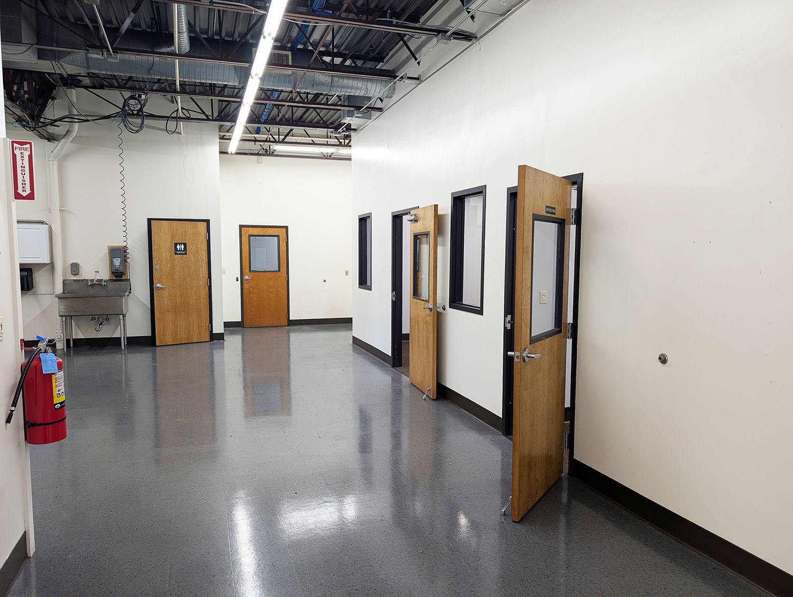 Photo 4 of Sublease - 13,760± SF Industrial Building