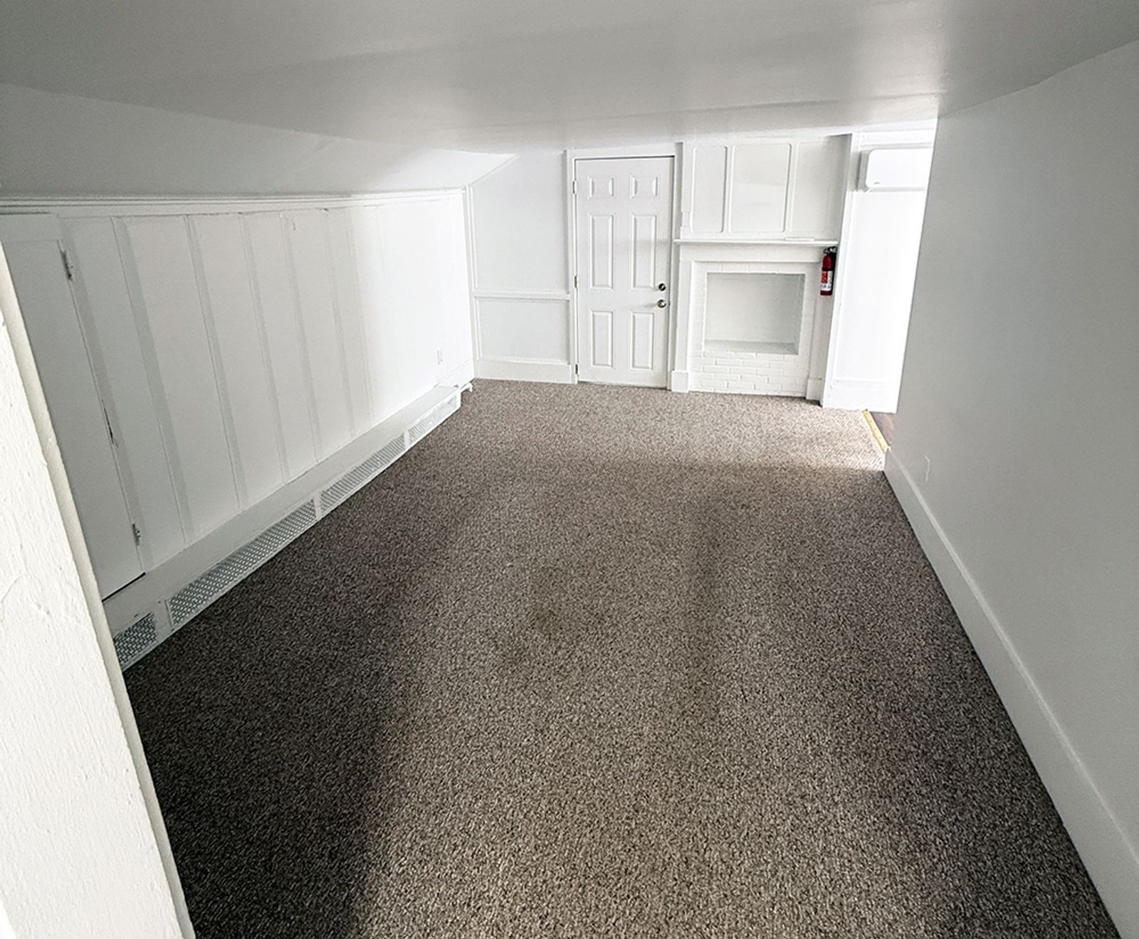 Photo 4 of 90 Broadturn Rd #1