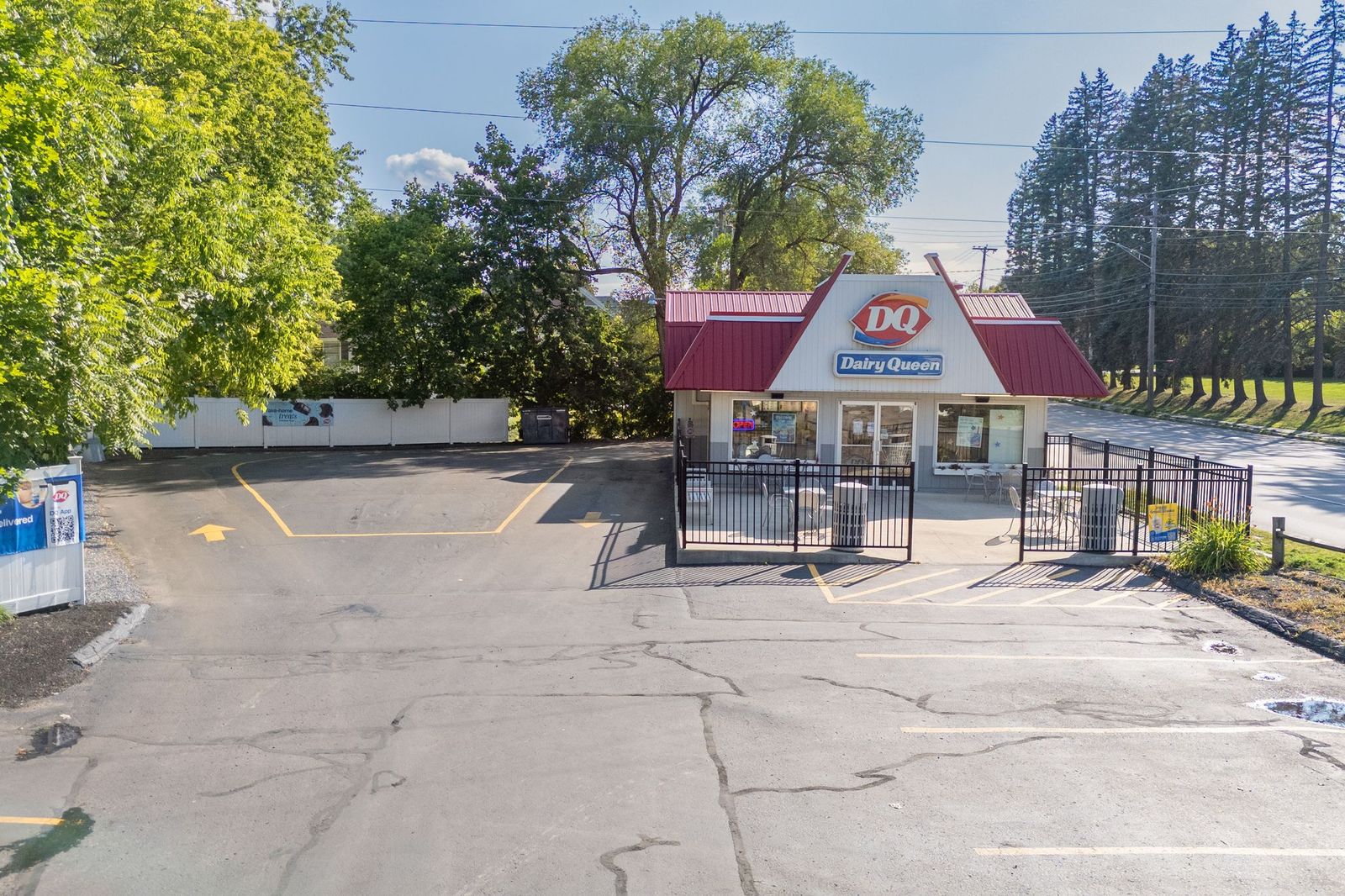 Photo 17 of Prime retail/service/ restaurant drive thru opportunity Waterville Maine. 