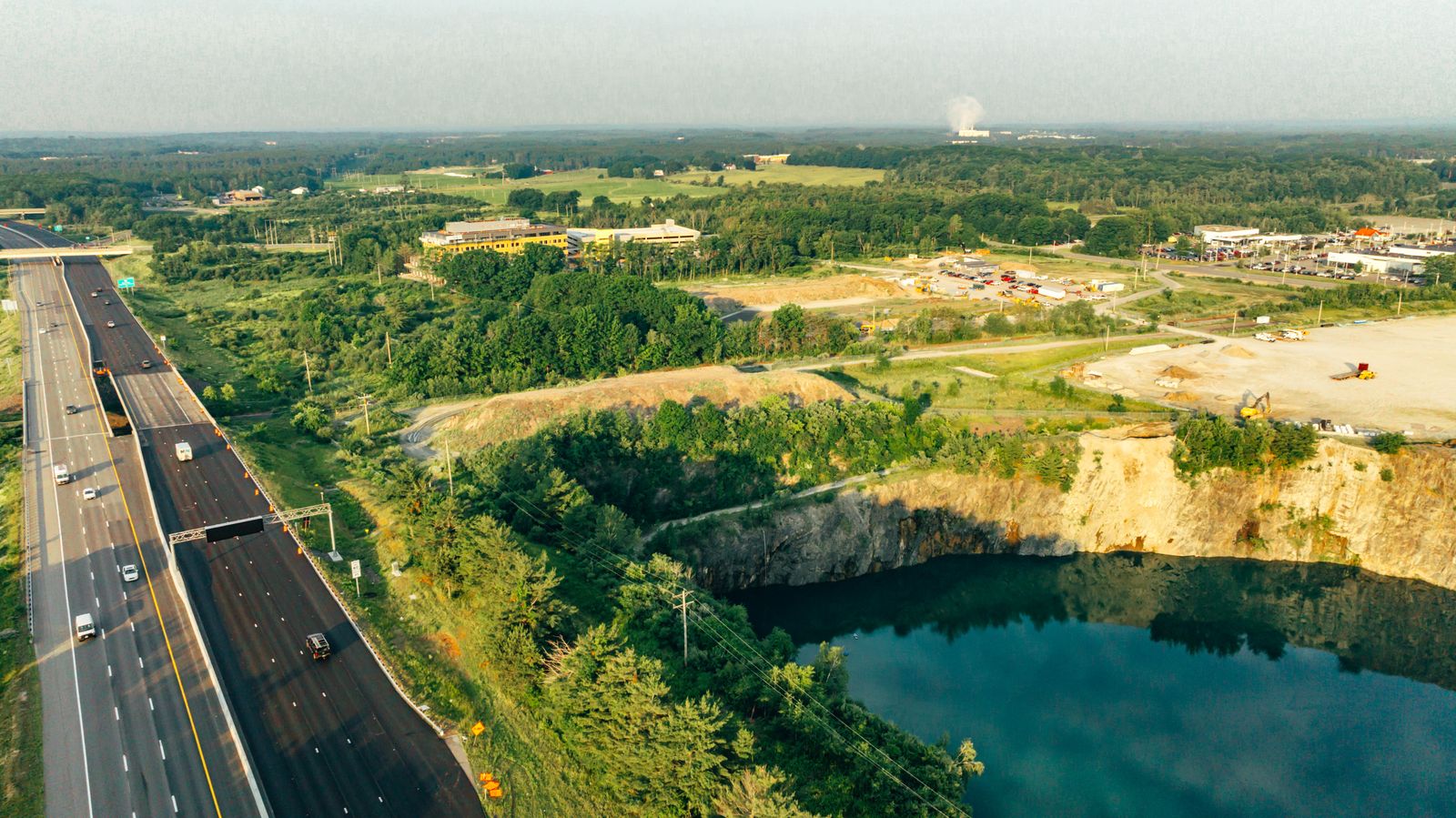 Photo 3 of 100 Quarry Drive