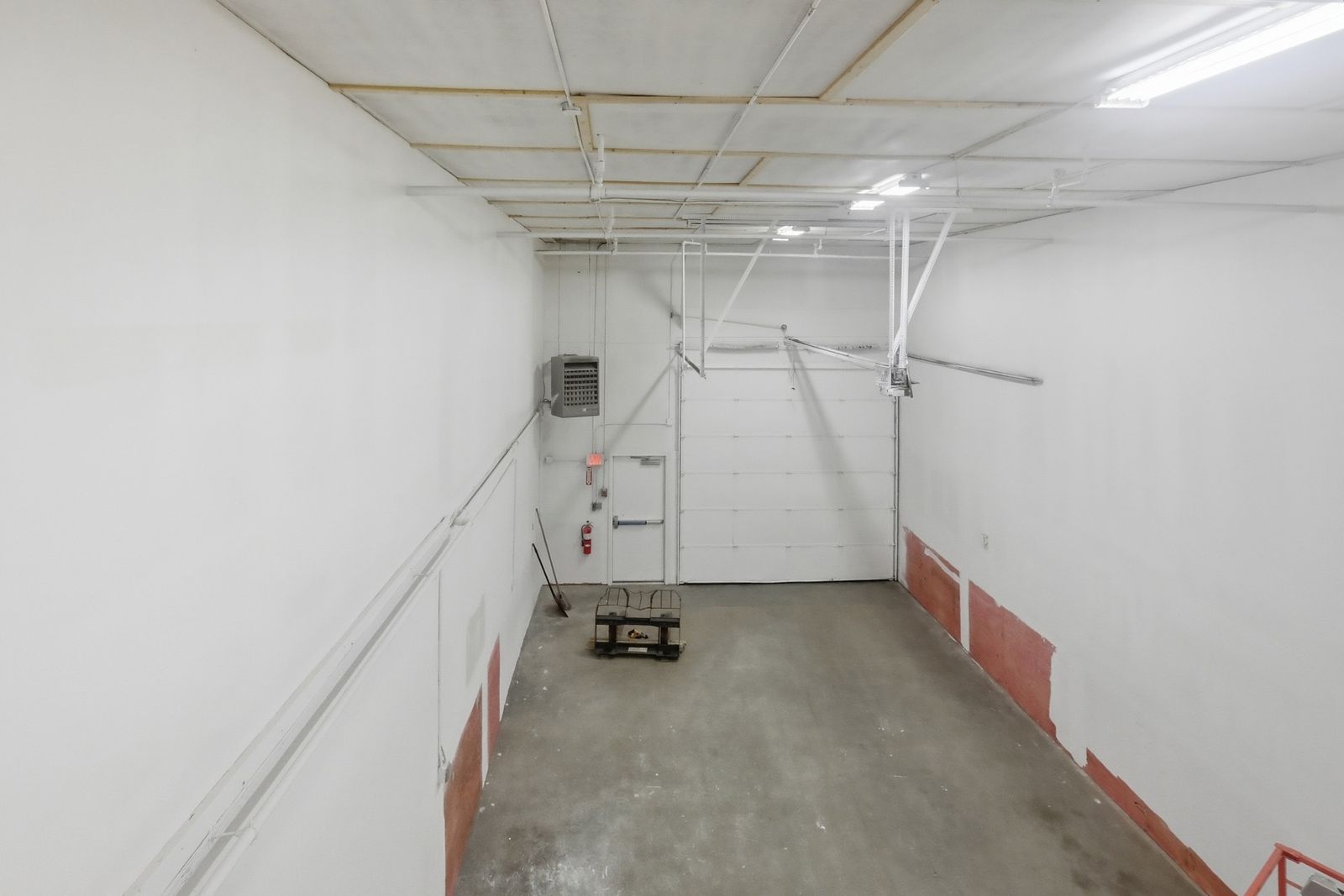 Photo 10 of 1,800sf Industrial/ Contractor Space for Lease in Rowley, MA