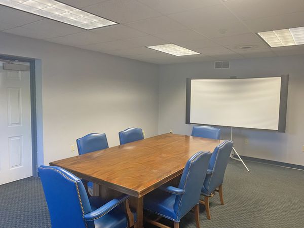 Lease-38B office/warehouse at 38 & 38B South Road Rear