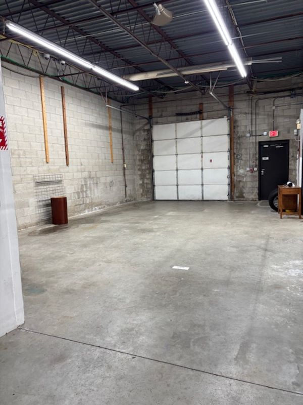 205 Hallene Rd